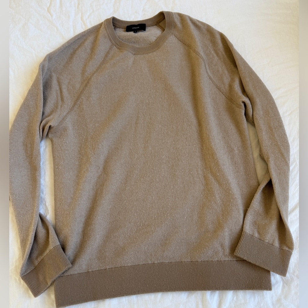 Vince Birdseye Raglan cashmere wool blend sweater. Men’s size medium.